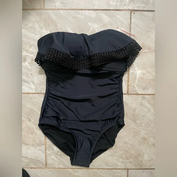 Kona Sol Womens Crochet Ruffle Bandeau One Piece Strapless Black Swimsuit - Picture 2 of 5